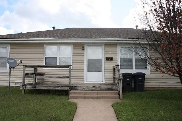 1st image of 1204 Walnut St