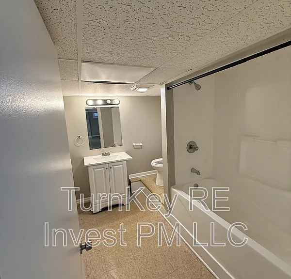 705 North Ave — Photo 9