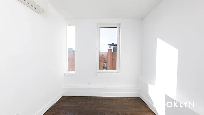 Rented by Nooklyn NYC LLC | media 12