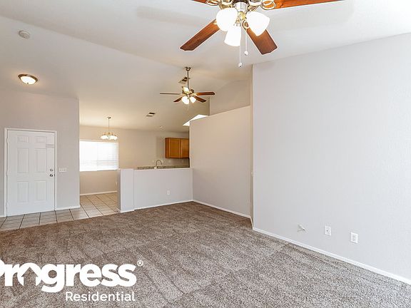 2nd image of 3017 Saddle Hills Ct
