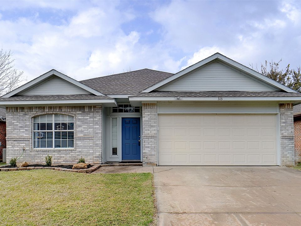 1st image of 315 Texas Dr