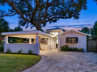 1100 Sylvan Dr, Sarasota, FL 34234