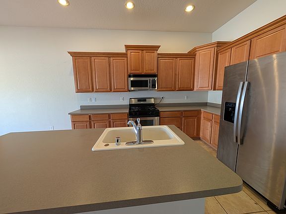 5th image of 1876 E Carob Dr
