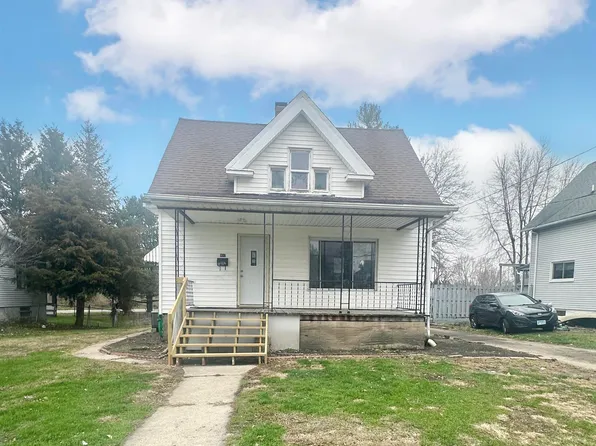 997 E North St, Galesburg, IL 61401