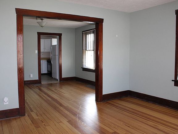 2nd image of 629 Johnson St