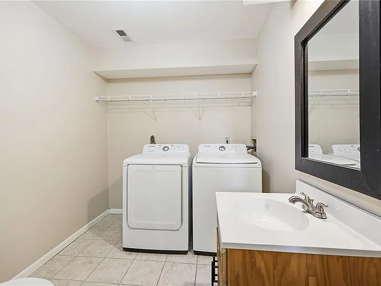 14709 Goodman St — Photo 21
