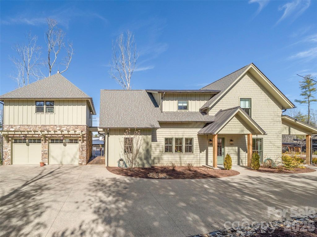 206 Kelmscott Ln, Asheville, NC - More