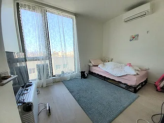 Rented by Rennit Inc.