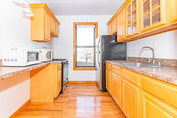 Rented by MySpaceNYC | media 30