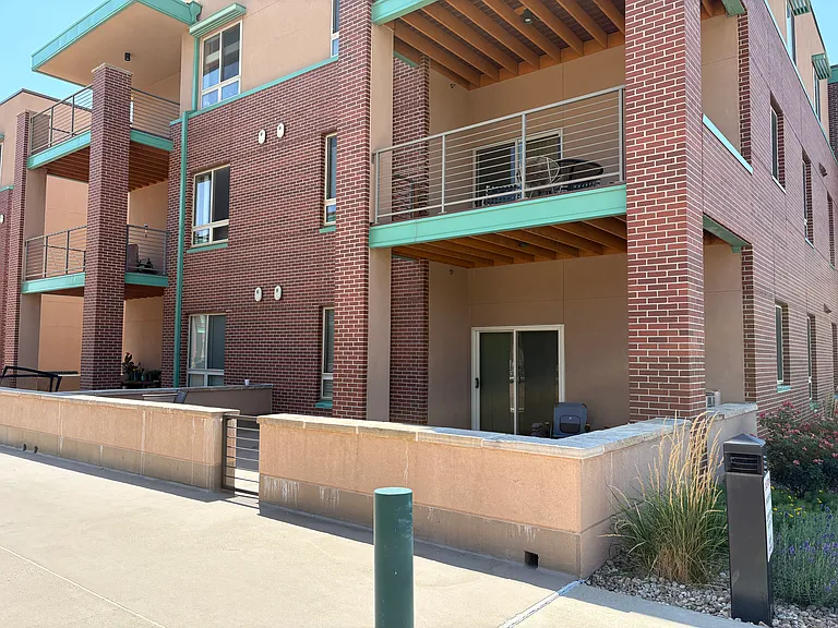 1053 W Century Dr #110 — Photo 2