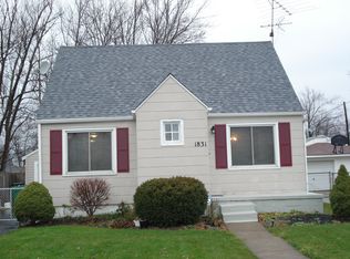 1831 Huth Rd, Grand Island, NY 14072