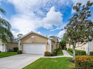 5716 Greenwood Cir #50, Naples, FL 34112