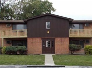 404 E Hickory Rdg #1C, Glenwood, IL 60425
