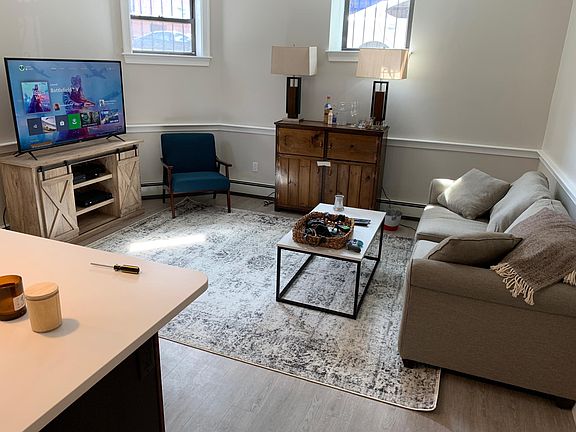 4th image of 1340 Commonwealth Ave APT 1