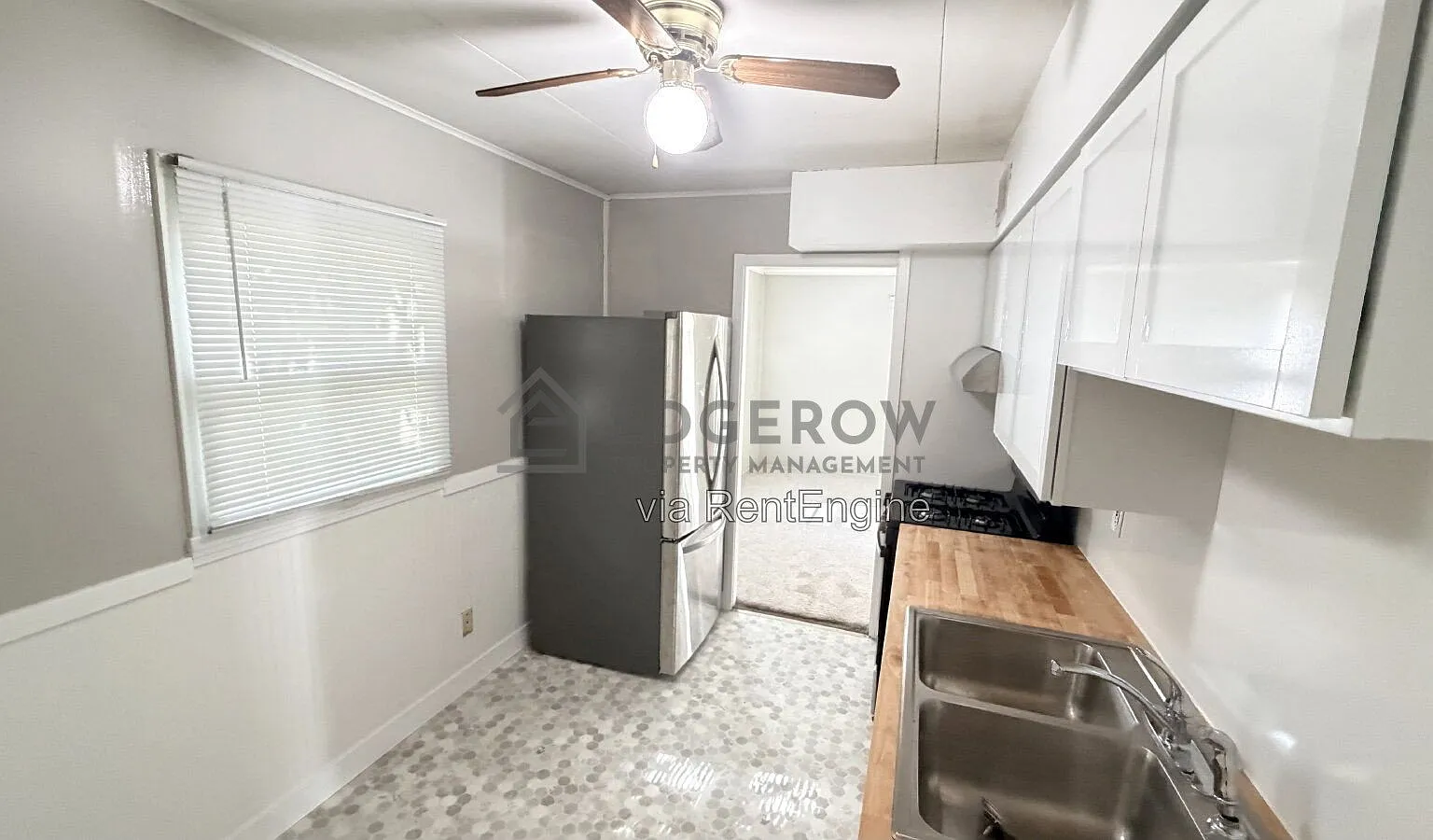 3 bed, 1.0 bath, $2,200 — Photo 2