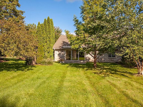 5th image of 3775 Yukon ROAD #D