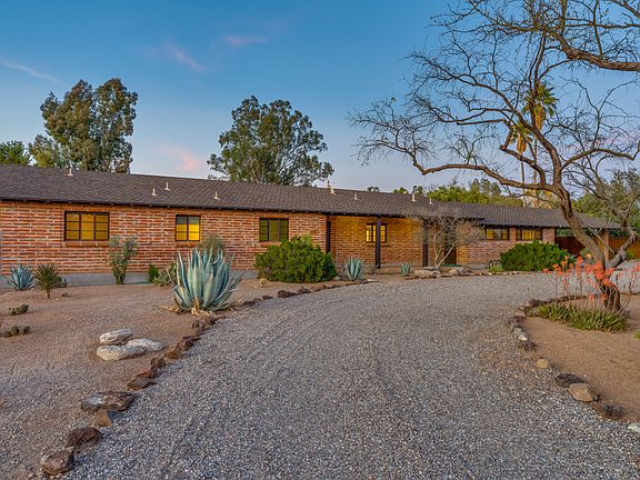 2nd image of 3333 E Arroyo Chico