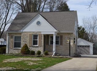 7473 N Lombardy Rd, Fox Pt, WI 53217