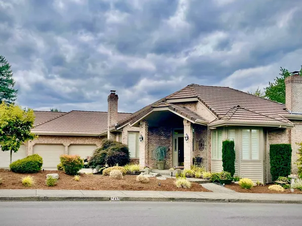 7455 SW Saint John Pl, Portland, OR 97223