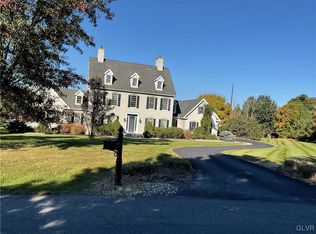 1951 Obriens Ct, Bethlehem, PA 18015