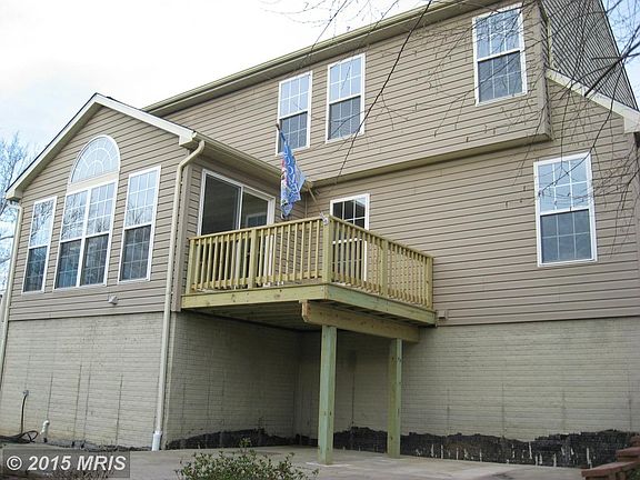 Exterior (Rear)