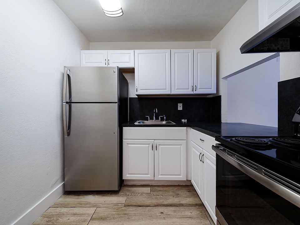 Modern Kitchen | Apartment Homes For Rent In Miami | Miami Shores