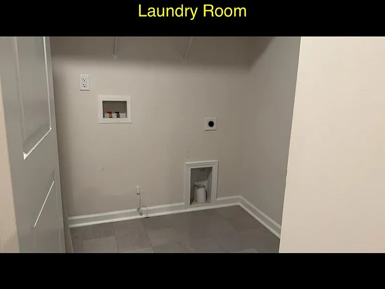 2039 Redstone Dr — Photo 7