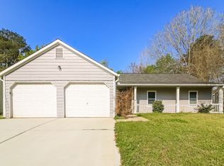 5815 Mistyview Dr, Rex, GA 30273