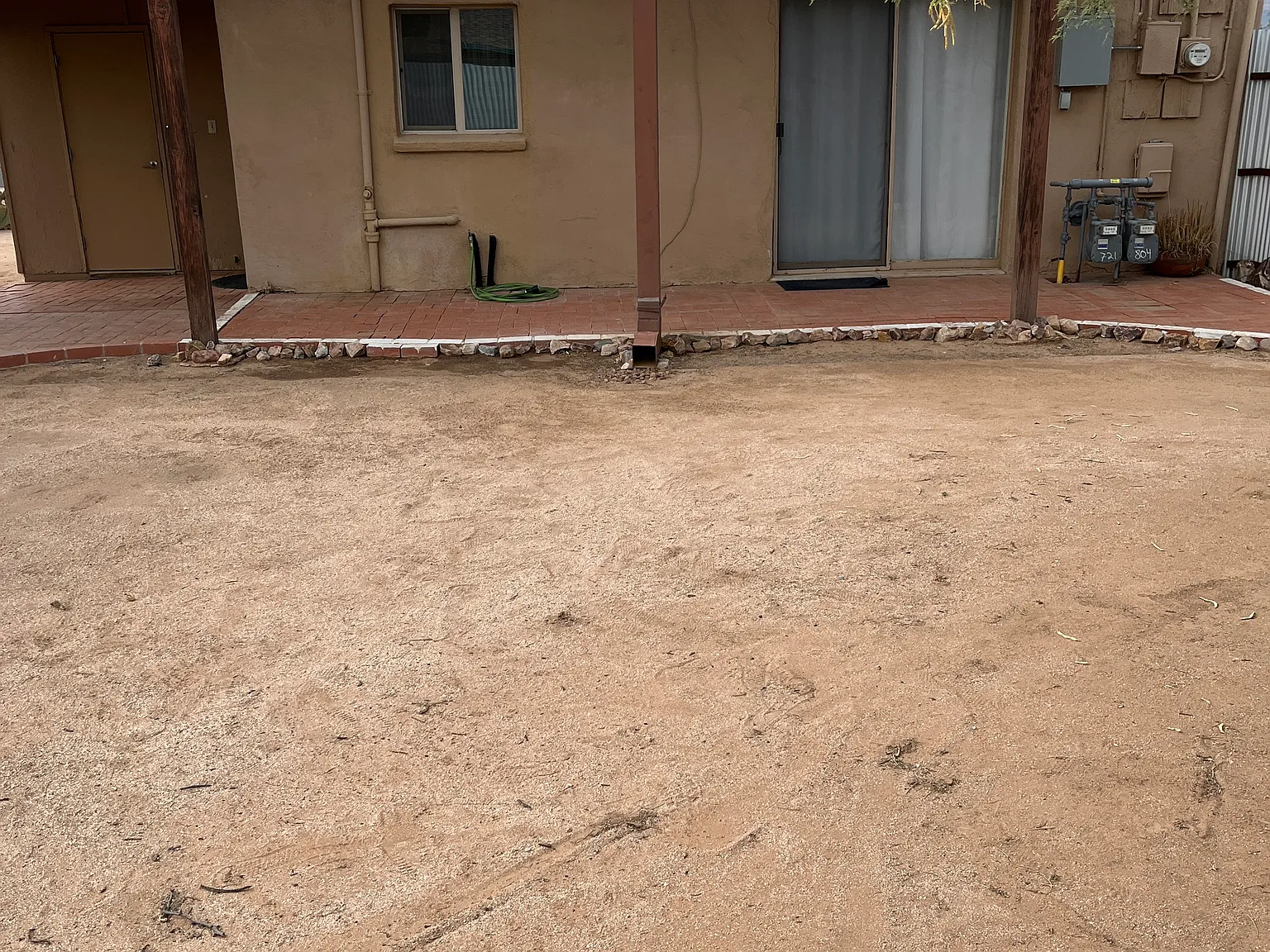 2037 N Santa Rosa Ave — Photo 4