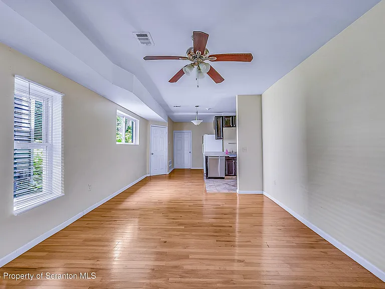 926 Madison Ave — Photo 6