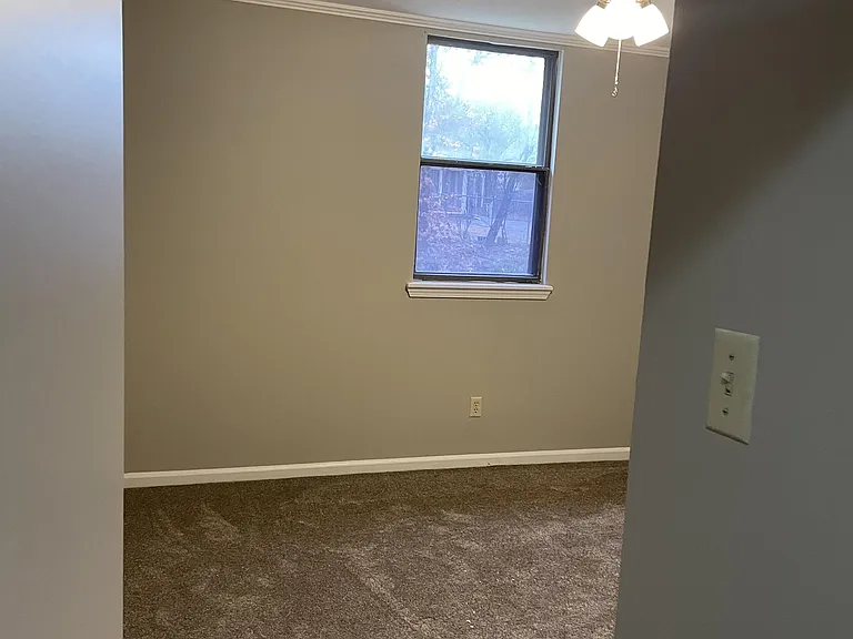 7800 N Hills Blvd #101 — Photo 7
