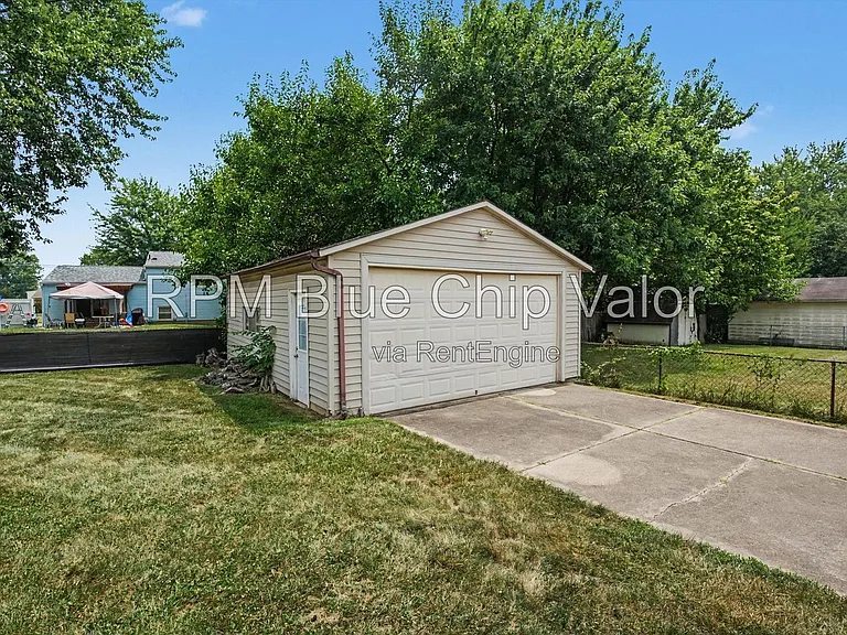11674 Greenhaven Ct — Photo 33