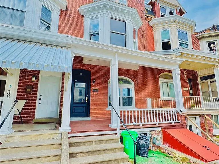 36 S Jefferson St — Photo 1