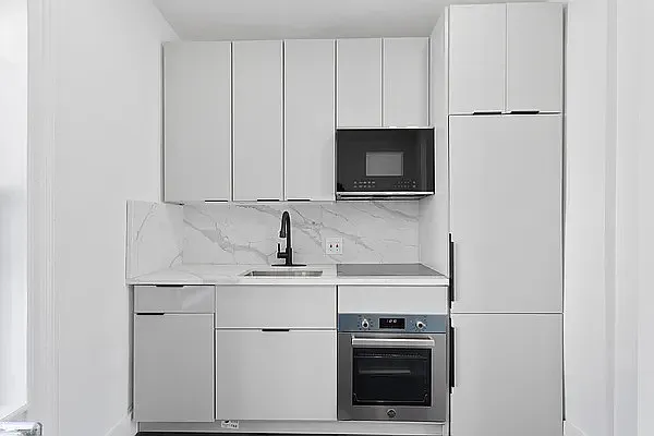 Rented by Platinum Properties | media 19