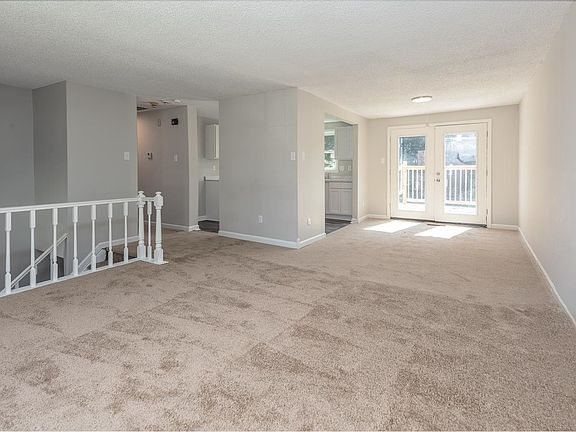3rd image of 2804 Gailwood Dr