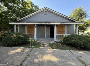 32 Pine St, Covington, GA 30014