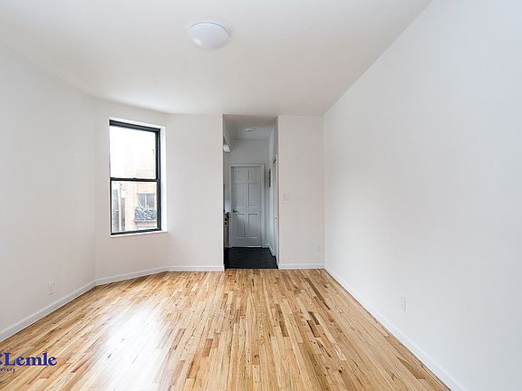 2nd image of 216 E 83rd St APT 5C