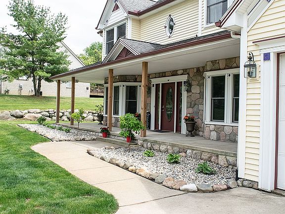2nd image of 6468 Country Lane Dr