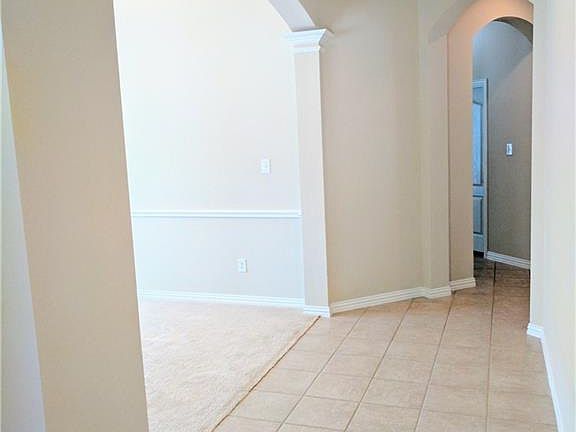 4th image of 813 Ambrose Ct