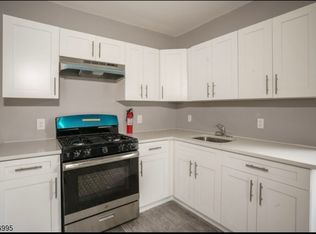 42 Mapes Ave #3, Newark, NJ 07112
