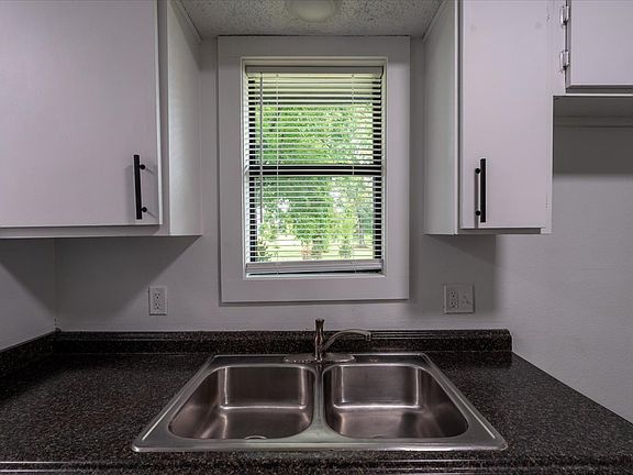 3rd image of 308 E Stadium Rd