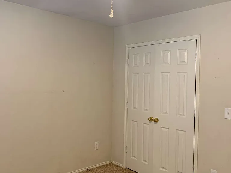 208 N Rolling Meadows Dr — Photo 12
