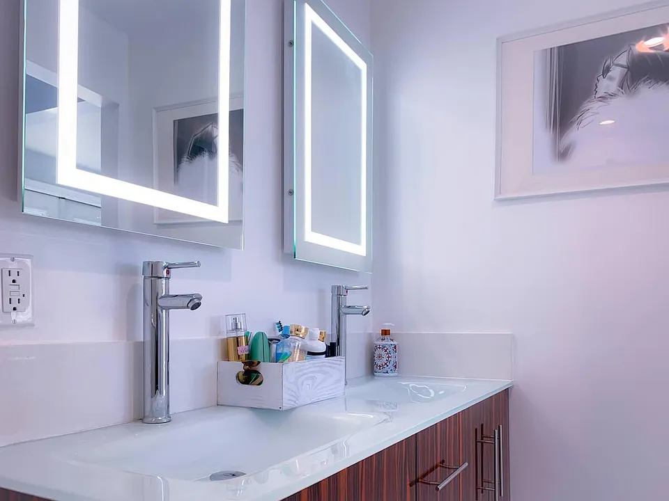 Bathroom- Dual Sinks and LED mirrors