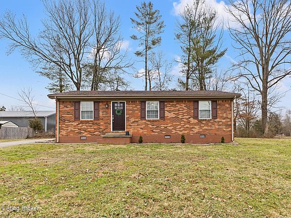 2nd image of 120 Oak Dr