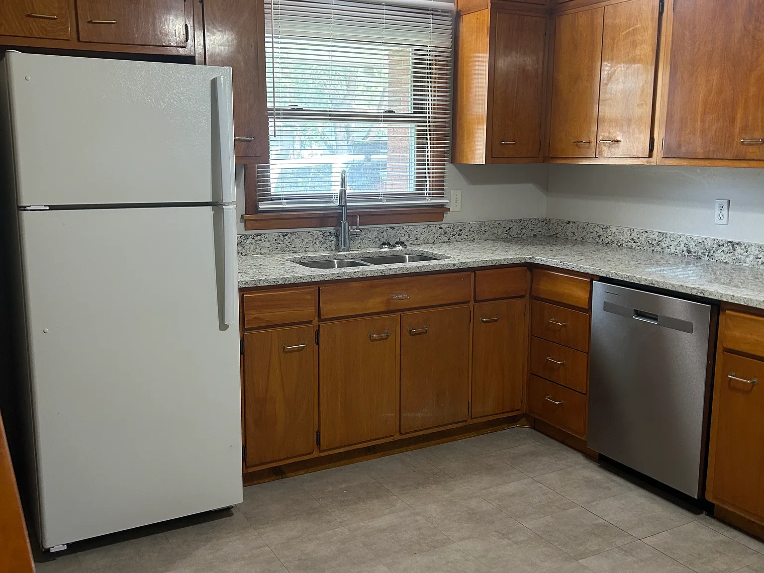 7101 Kearney Ave — Photo 3