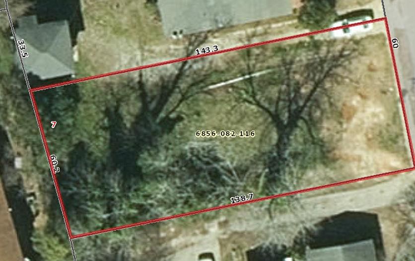 1st image of 128 Elm Ct S