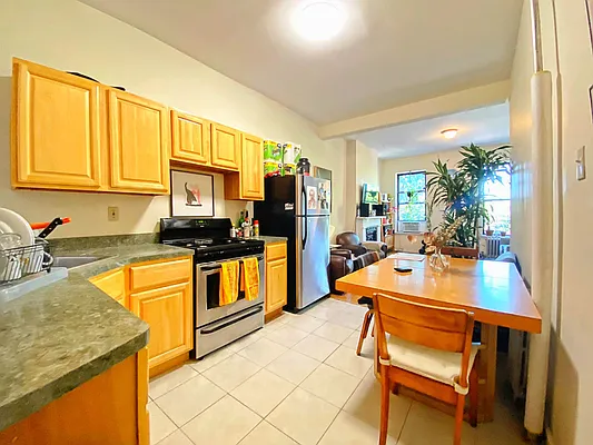 Rented by Douglas Elliman | media 37