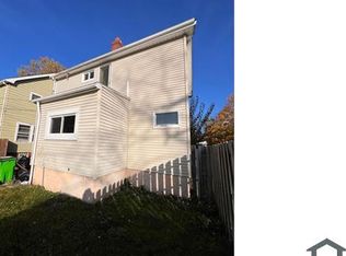 4948 E 84th St, Garfield Heights, OH 44125