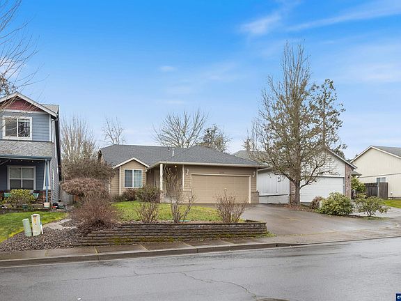 3rd image of 2775 Van Kleeck Pl NW