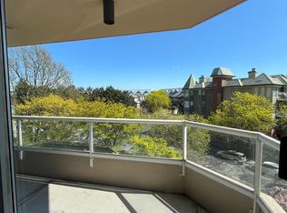 1045 Quayside Dr #303, New Westminster, BC V3M6C9